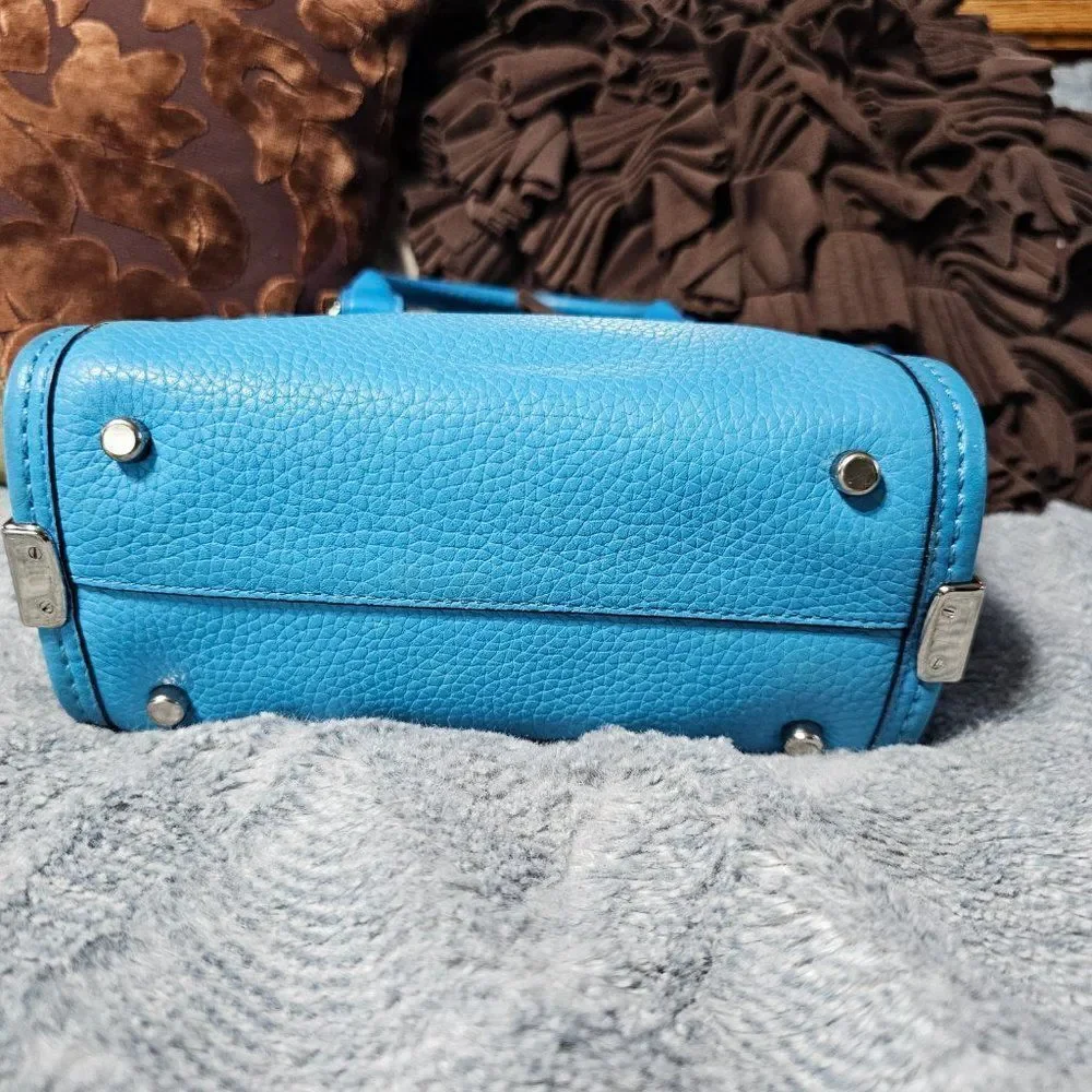 Coach Swagger 21 Satchel with Crossbody Strap Purse